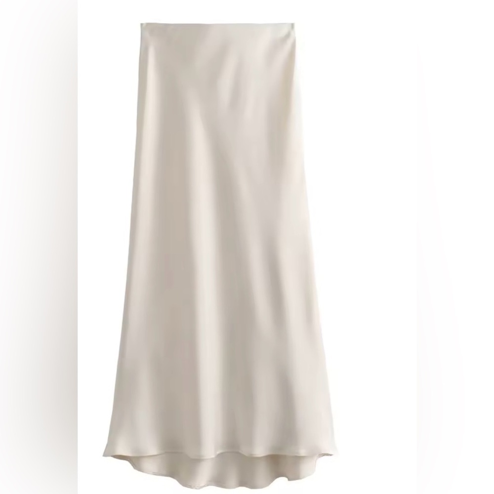 Source Unknown Ivory A-Line Satin Maxi Skirt